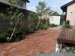 庭リフォーム工事・雑草対策　熊本市T邸　2011年5月